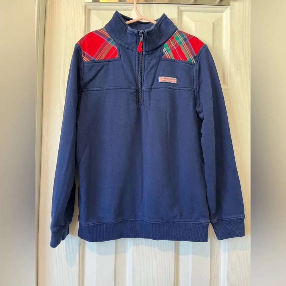 Vineyard Vines Holiday shep shirt size M (10-12)